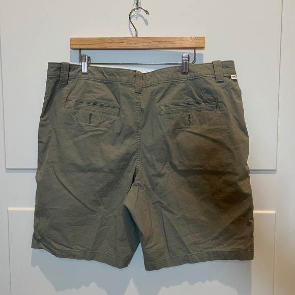Magellan Outdoors Mens 40W Shorts Olive Green Casual Comfort‎ - Picture 3 of 4